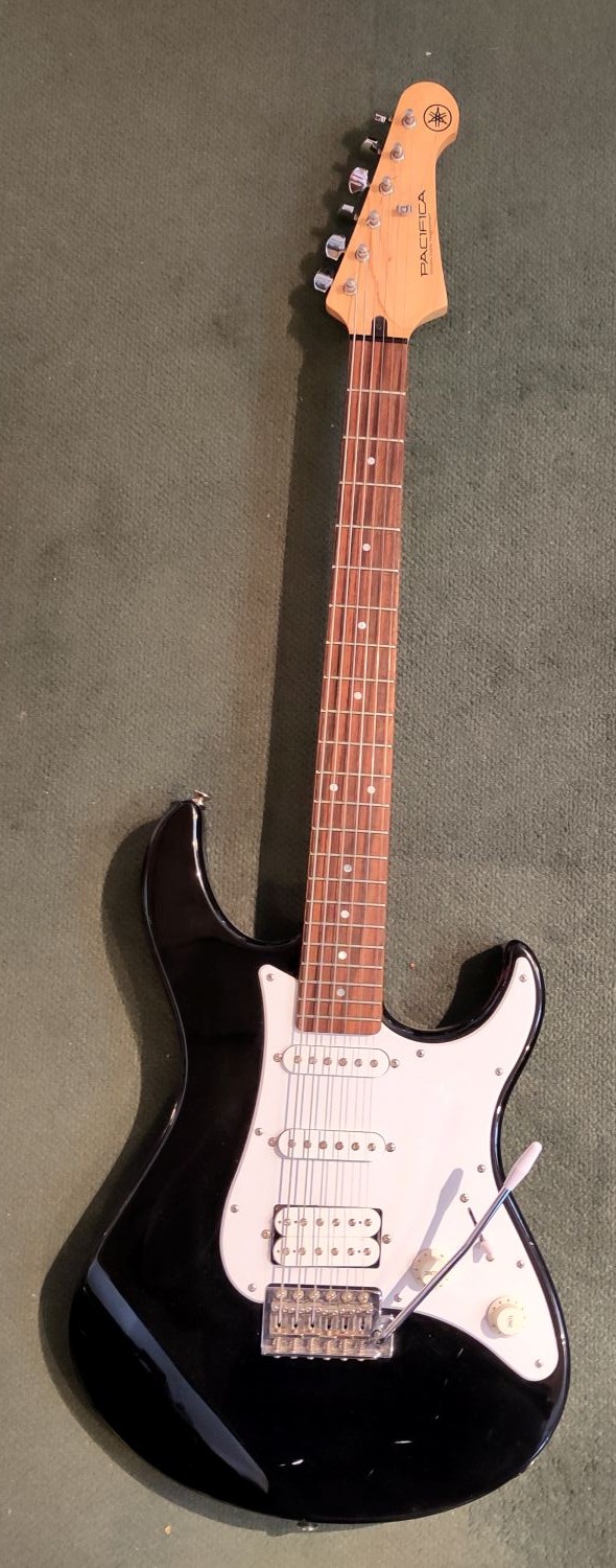 Yamaha Pacifica